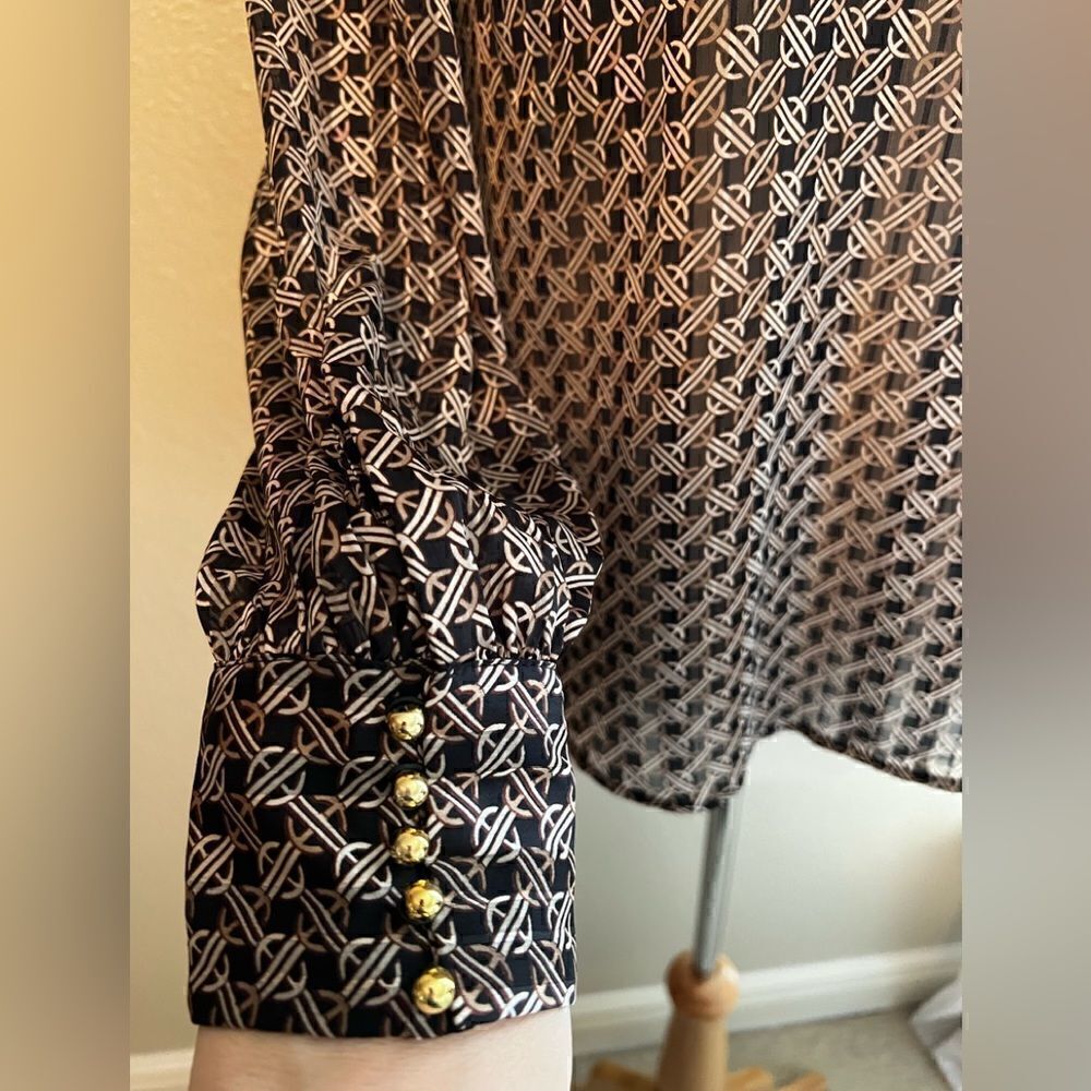 H&M semi sheer blouse NWOT - Picture 4 of 9